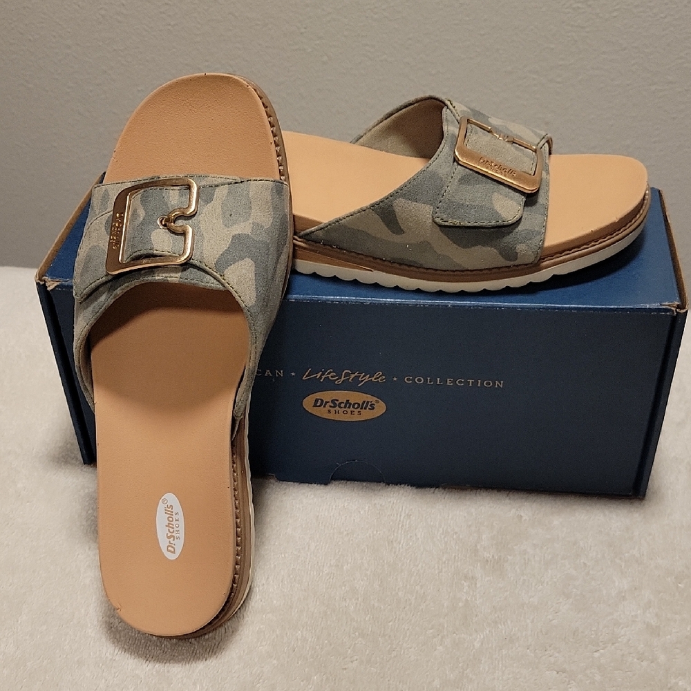 Dr. Scholl's Originalist 2, Camouflage Slide Sandals with Gold Tone Buckle